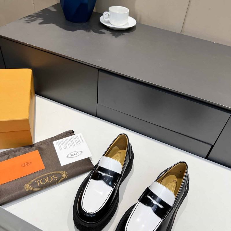 Tods Leather Shoes